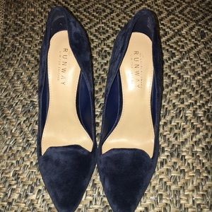 LC Lauren Conrad Runway Cinderella Heels